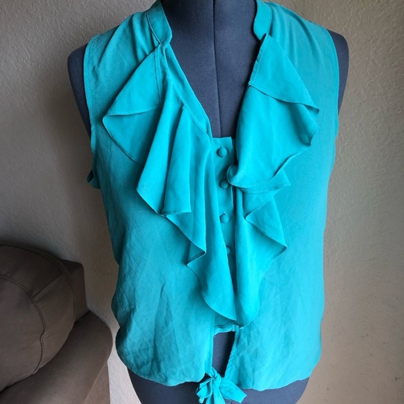 ❗️5/$25❗️Cute Teal Tank - Picture 1 of 4